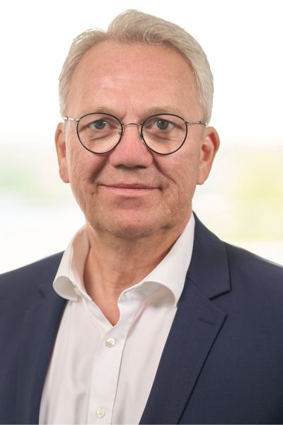 tl_files/gifs/Geschaeftsstellenteam/Markus1.jpg tl_files/gifs/Geschaeftsstellenteam/Markus1.jpg